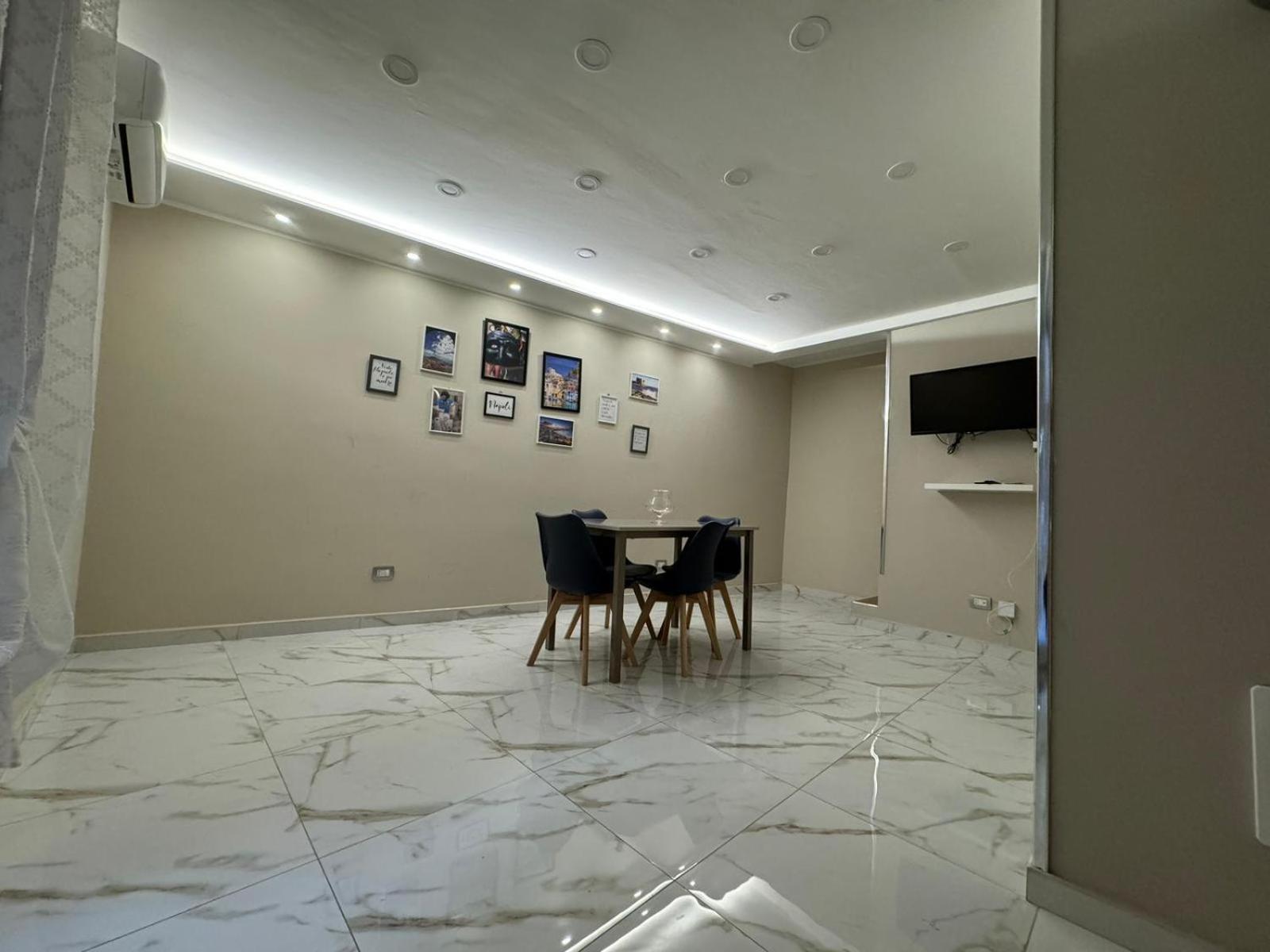 Pizzaiola'S Home Наполи Екстериор снимка