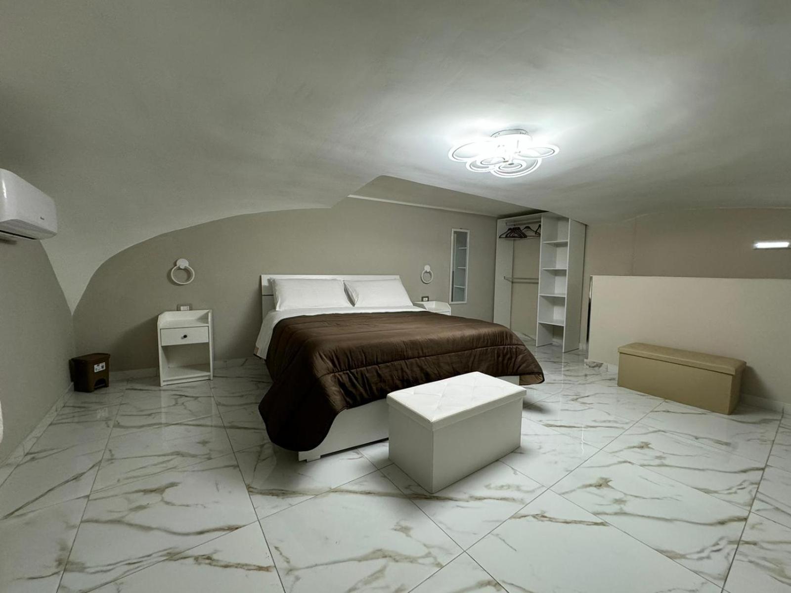 Pizzaiola'S Home Наполи Екстериор снимка